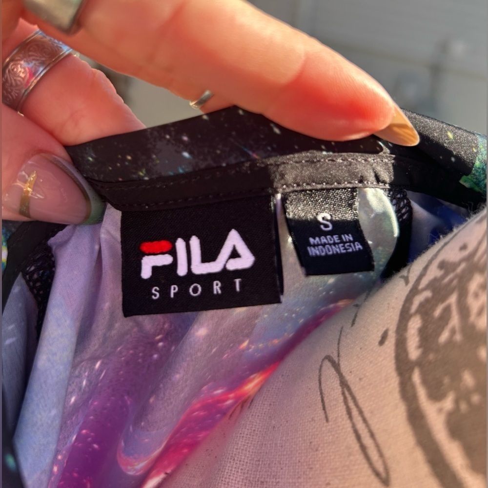 Fila Sport Galaxy Running Windbreaker Jacket Women’s EUC!​​ - Picture 9 of 9